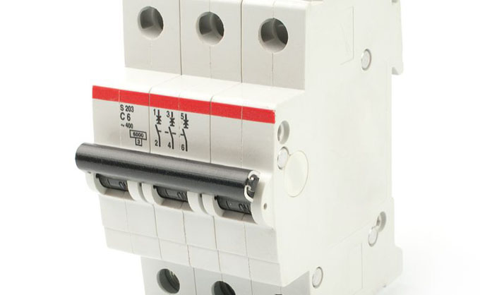 SIBA西霸熔断器01.jpg
